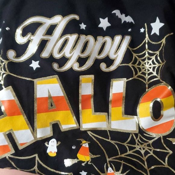CELEBRATE HALLOWEEN TSHIRT - Picture 3 of 3